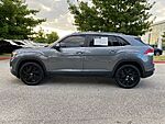Used 2025 Volkswagen Atlas Cross Sport 2.0T SE W/TECHNOLOGY in FAYETTEVILLE, ARKANSAS (Photo 4)