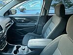 Used 2023 GMC TERRAIN SLE in FAYETTEVILLE, ARKANSAS (Photo 5)