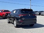 Used 2023 MITSUBISHI OUTLANDER ES in SPRINGDALE, ARKANSAS (Photo 5)