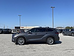 Used 2023 TOYOTA HIGHLANDER HYBRID LIMITED in SPRINGDALE, ARKANSAS (Photo 4)