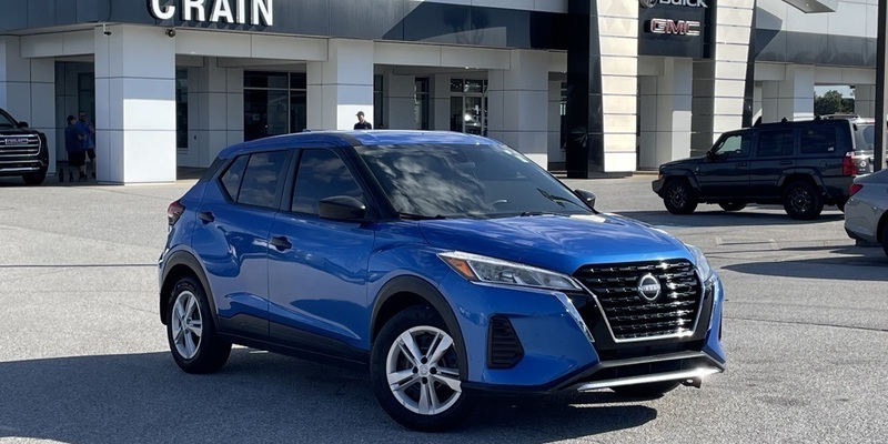 2023 Nissan Kicks S
