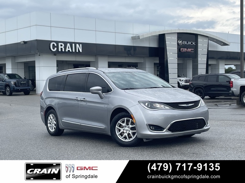 Used 2020 Chrysler Pacifica Touring L with VIN 2C4RC1BG6LR130082 for sale in Springdale, AR