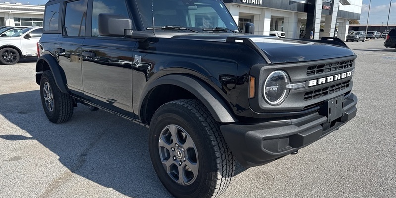 2025 Ford Bronco 4-Door Big Bend's photo