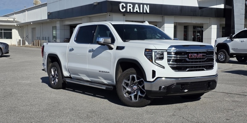 2024 GMC Sierra 1500 SLT's photo