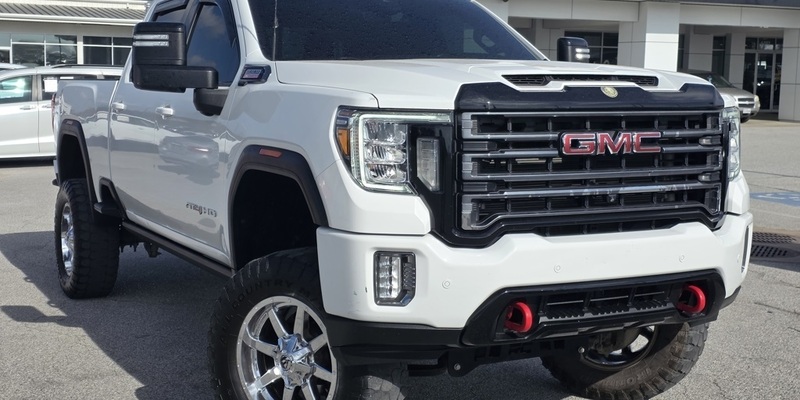 2021 GMC Sierra 2500HD AT4's photo