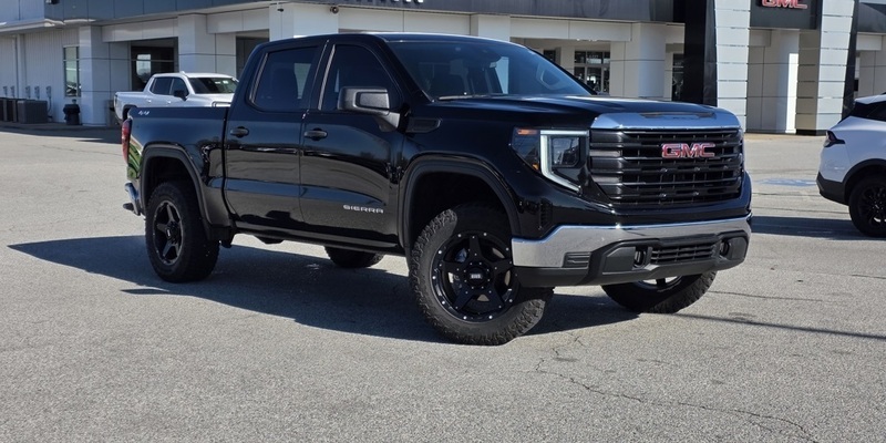 2023 GMC Sierra 1500 Pro's photo