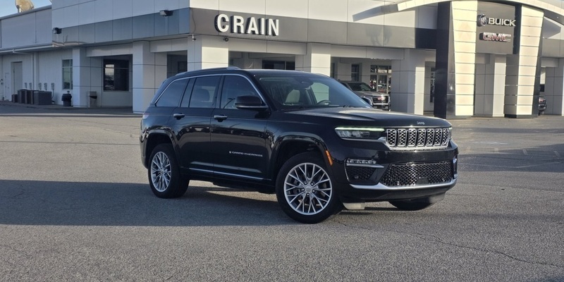 2022 Jeep Grand Cherokee Summit Reserve 4xe's photo