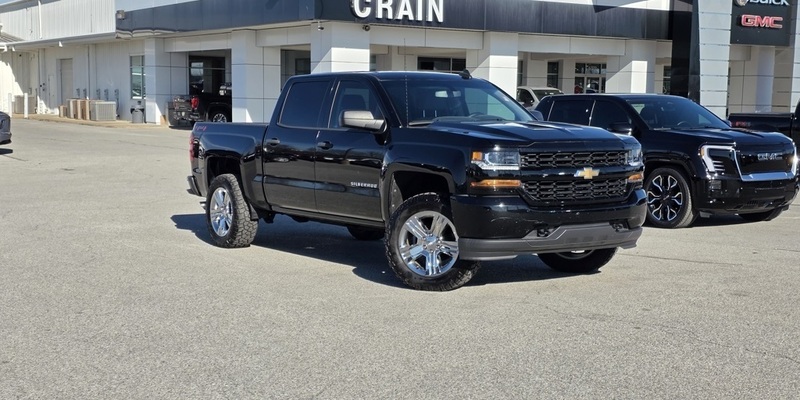 2018 Chevrolet Silverado 1500 Custom