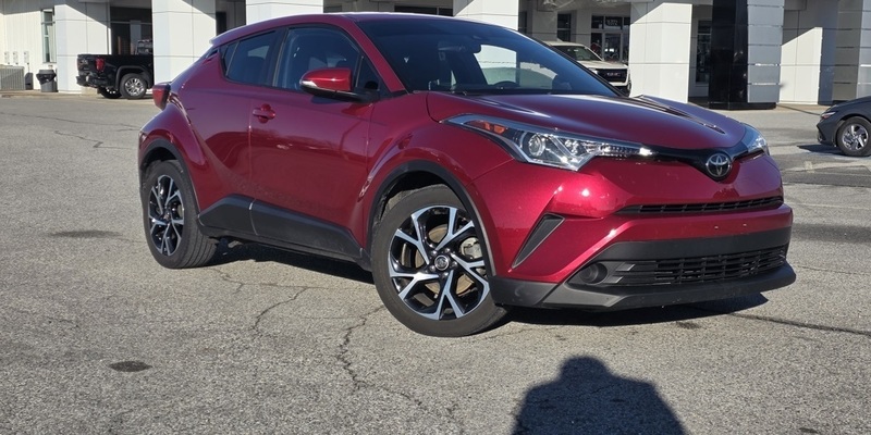2018 Toyota C-HR XLE's photo