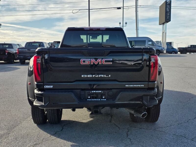 2024 GMC Sierra 3500HD Denali - Photo 6