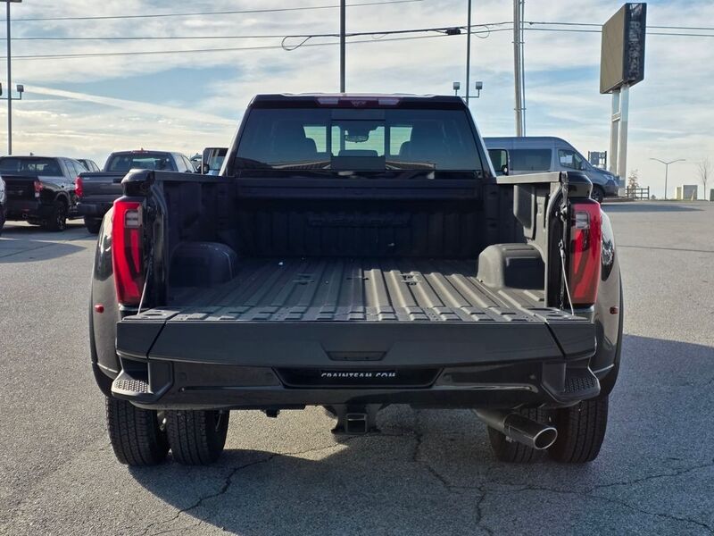 2024 GMC Sierra 3500HD Denali - Photo 7
