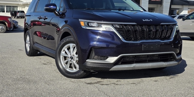 2022 Kia Carnival LX