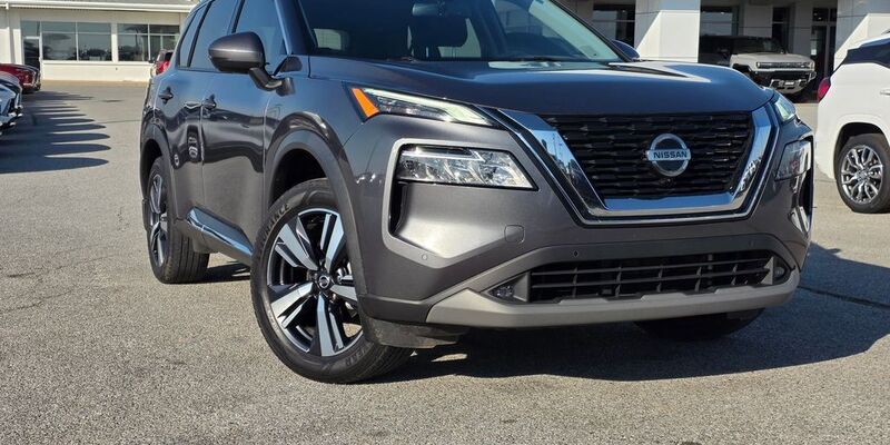 2021 Nissan Rogue SL