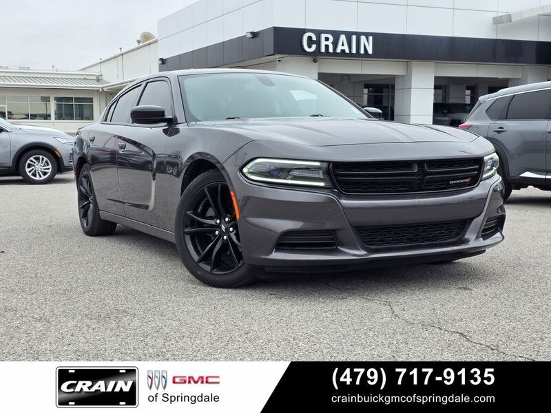 Used 2017 Dodge Charger SE with VIN 2C3CDXBGXHH612092 for sale in Springdale, AR