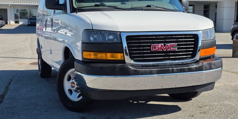 2023 GMC Savana Cargo