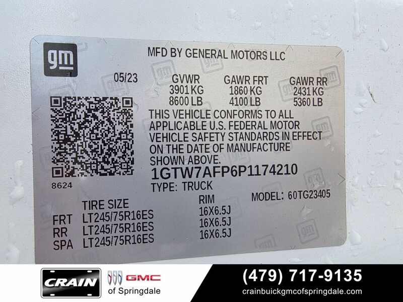 2023 GMC Savana Cargo Work Van - Photo 30