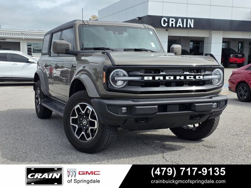 2025 Ford Bronco Outer Banks 4x4's photo