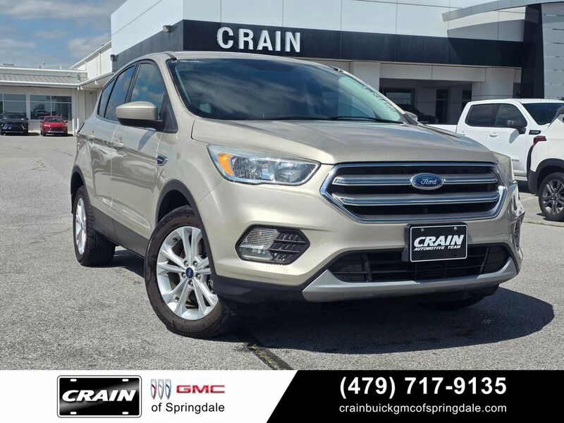 Used 2017 FORD ESCAPE SE in SPRINGDALE, ARKANSAS