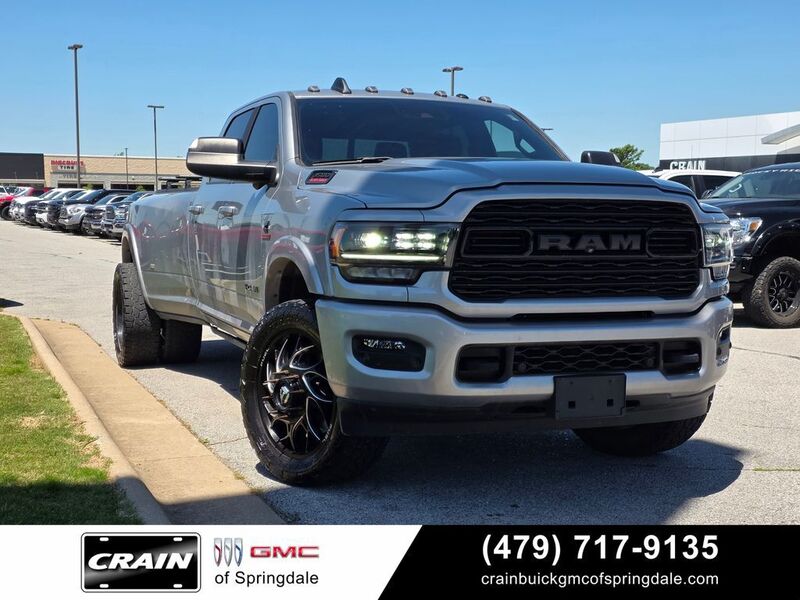 2022 RAM 3500 Limited 4X4 Crew Cab LWB's photo