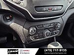 Used 2021 JEEP CHEROKEE LATITUDE PLUS in SPRINGDALE, ARKANSAS (Photo 19)