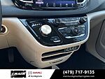 Used 2024 CHRYSLER PACIFICA TOURING L in SPRINGDALE, ARKANSAS (Photo 19)