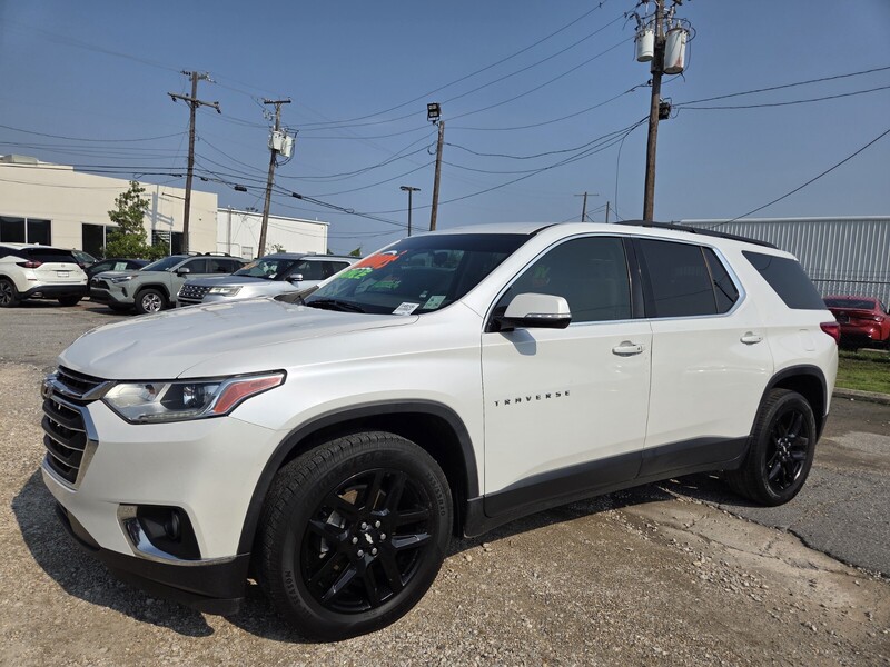 Used 2019 CHEVROLET TRAVERSE FWD 4DR LT CLOTH W/1LT in KENNER, LOUISIANA