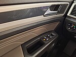 Used 2023 Volkswagen Atlas Cross Sport 3.6L V6 SEL in NEW ORLEANS, LOUISIANA (Photo 16)