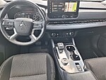 Used 2025 MITSUBISHI OUTLANDER ES FWD in NEW ORLEANS, LOUISIANA (Photo 19)