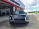 Used 2025 MITSUBISHI OUTLANDER ES FWD in NEW ORLEANS, LOUISIANA (Photo 2)