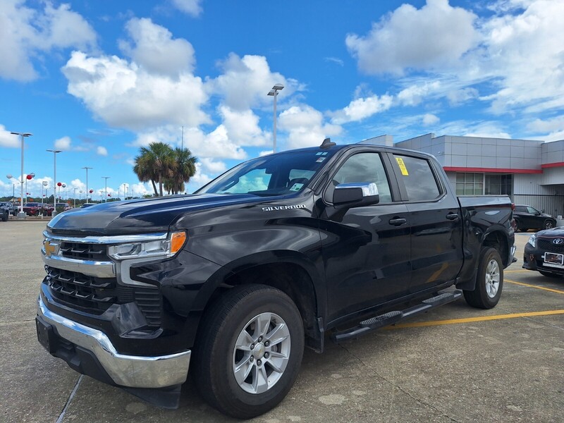 Used 2023 CHEVROLET SILVERADO 1500 2WD CREW CAB 147