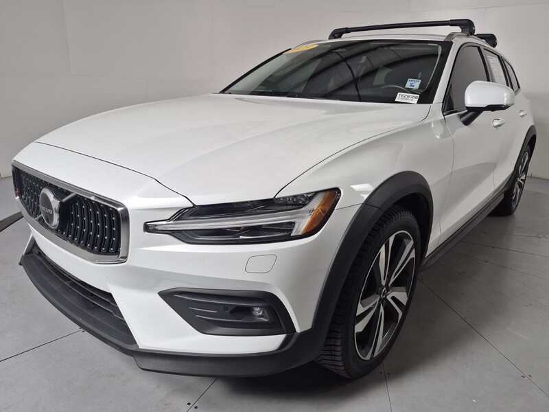Used 2023 VOLVO V60 CROSS COUNTRY B5 PLUS in PRESCOTT, ARIZONA