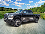 New 2025 RAM 2500 LIMITED 4X4 CREW CAB 6'4