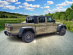 New 2025 JEEP GLADIATOR SPORT S 4X4 in ST. PETERSBURG, FLORIDA (Photo 4)