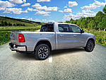 New 2025 RAM 1500 LARAMIE 4X4 CREW CAB 5'7