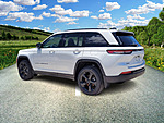 New 2025 JEEP GRAND CHEROKEE LIMITED 4X4 in ST. PETERSBURG, FLORIDA (Photo 3)