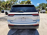New 2025 JEEP GRAND CHEROKEE LIMITED 4X4 in ST. PETERSBURG, FLORIDA (Photo 8)