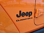 New 2025 JEEP GLADIATOR WILLYS 4X4 in ST. PETERSBURG, FLORIDA (Photo 12)