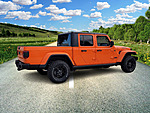 New 2025 JEEP GLADIATOR WILLYS 4X4 in ST. PETERSBURG, FLORIDA (Photo 4)