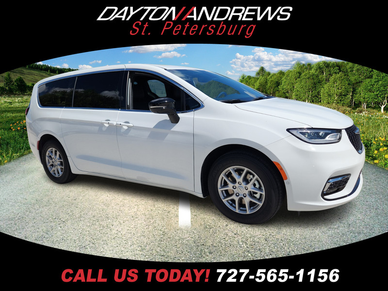 New 2026 CHRYSLER PACIFICA SELECT FWD in ST. PETERSBURG, FLORIDA