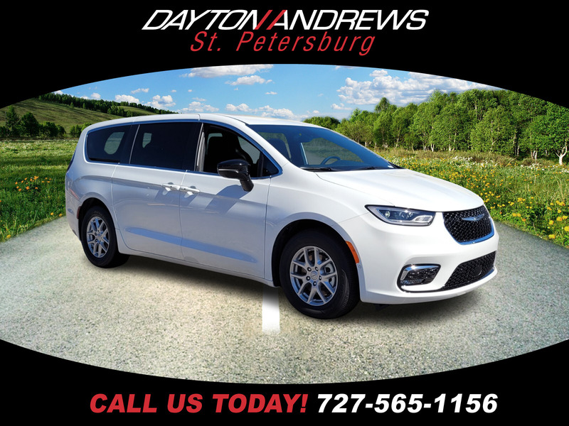 New 2026 CHRYSLER PACIFICA SELECT FWD in ST. PETERSBURG, FLORIDA
