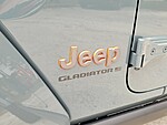 New 2025 JEEP GLADIATOR MOJAVE 4X4 in ST. PETERSBURG, FLORIDA (Photo 11)
