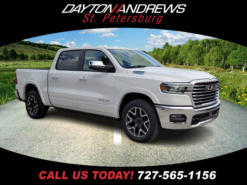 New 2026 RAM 1500 LARAMIE 4X4 CREW CAB 5'7
