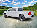 New 2026 RAM 1500 LARAMIE 4X4 CREW CAB 5'7