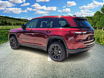 New 2025 JEEP GRAND CHEROKEE ALTITUDE 4X2 in ST. PETERSBURG, FLORIDA (Photo 3)