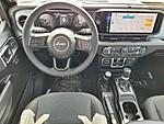 New 2025 JEEP GLADIATOR SPORT S 4X4 in ST. PETERSBURG, FLORIDA (Photo 14)