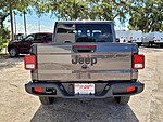New 2025 JEEP GLADIATOR SPORT S 4X4 in ST. PETERSBURG, FLORIDA (Photo 8)