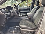 New 2025 JEEP GRAND CHEROKEE ALTITUDE 4X2 in ST. PETERSBURG, FLORIDA (Photo 10)