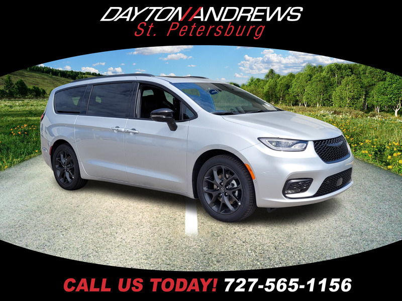 New 2026 CHRYSLER PACIFICA LIMITED FWD in ST. PETERSBURG, FLORIDA