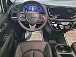 New 2025 CHRYSLER PACIFICA SELECT FWD in ST. PETERSBURG, FLORIDA (Photo 17)