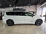 New 2025 CHRYSLER PACIFICA SELECT FWD in ST. PETERSBURG, FLORIDA (Photo 5)